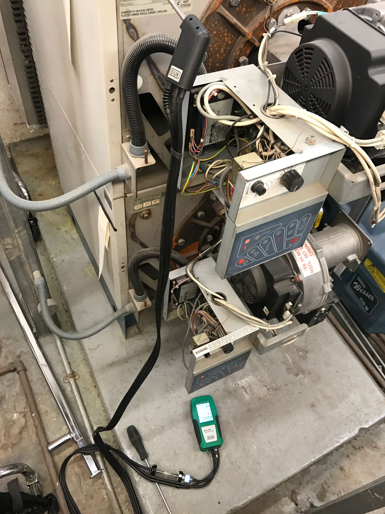 gas safe registered engineer near me Newton-le-Willows, WA12